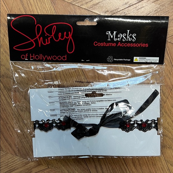 Lace Choker - Picture 4 of 4